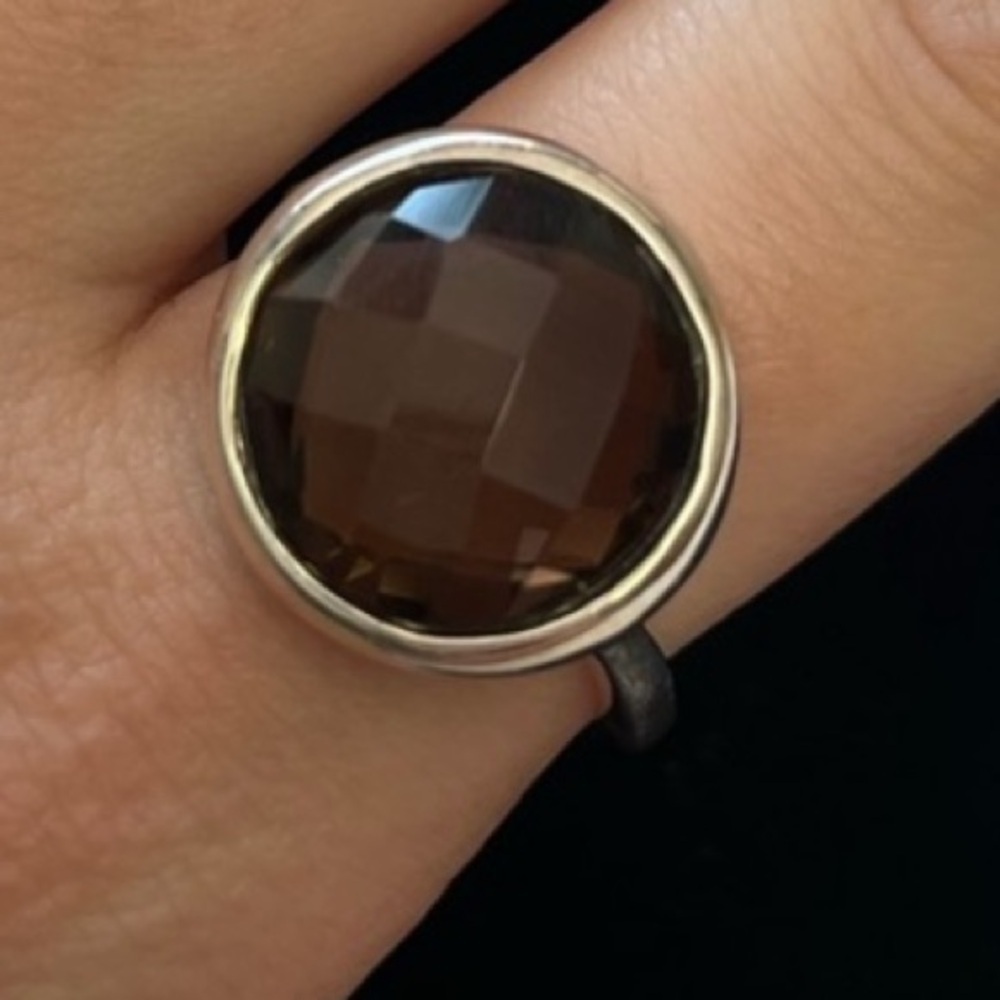 Sterling Silver ring 
round brown stone
Size 9